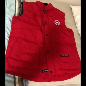 Brand new canada goose vest for men